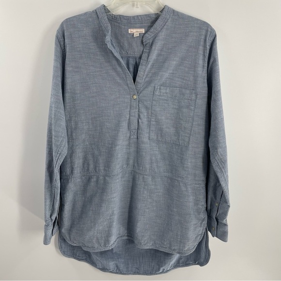 GAP Tops - Gap 100% Cotton Blue Tiny White Polka Dots Long Sleeve High Lo Hem Shirt Top